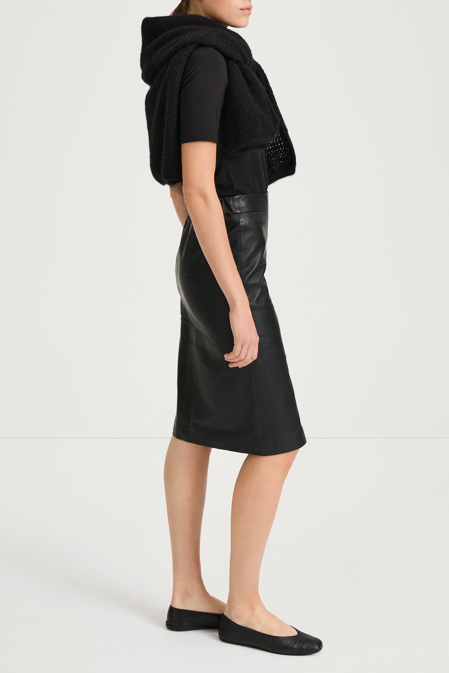 VIANA LEATHER SKIRT - BLACK
